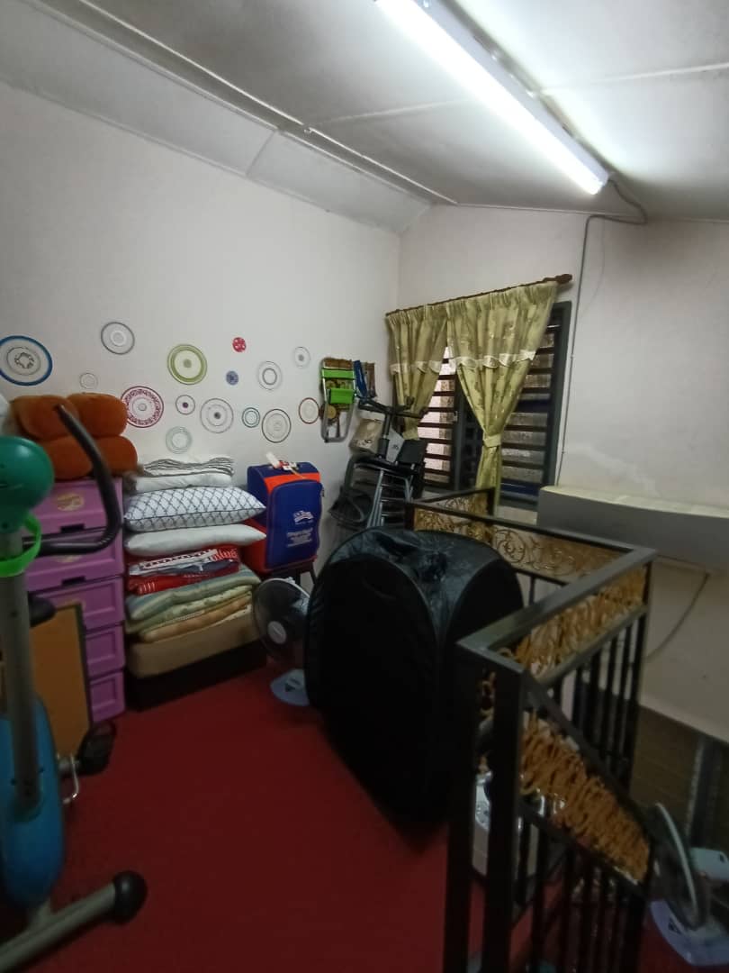 RENOVATED SINGLE STOREY TERRACE KAPAR - photo 10