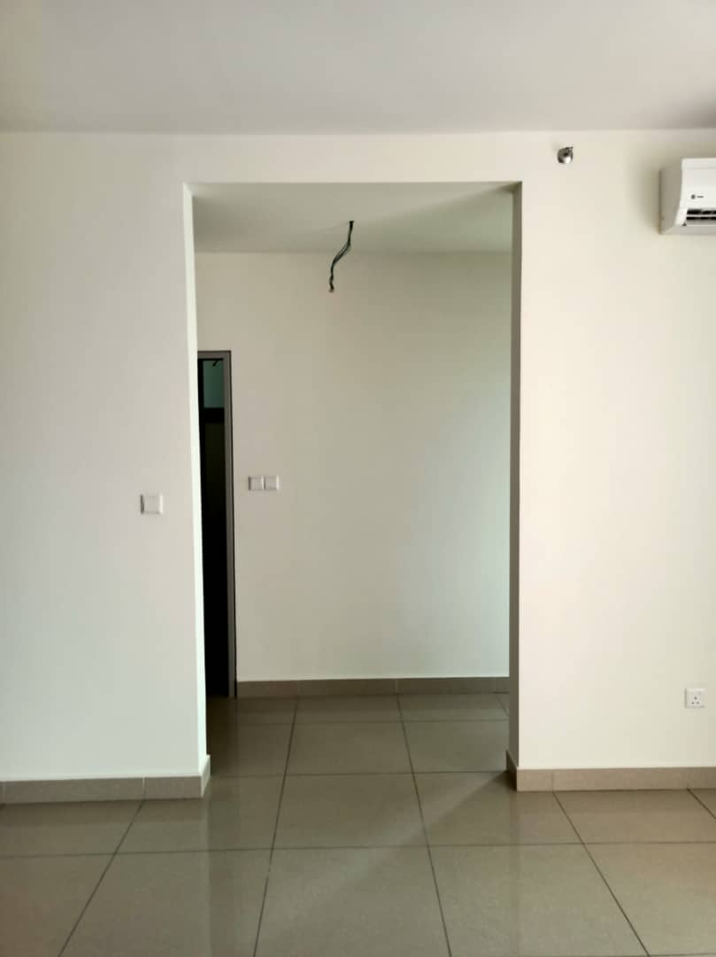 BRAND NEW CONDOMINIUM RESIDENSI SUASANA - photo 2