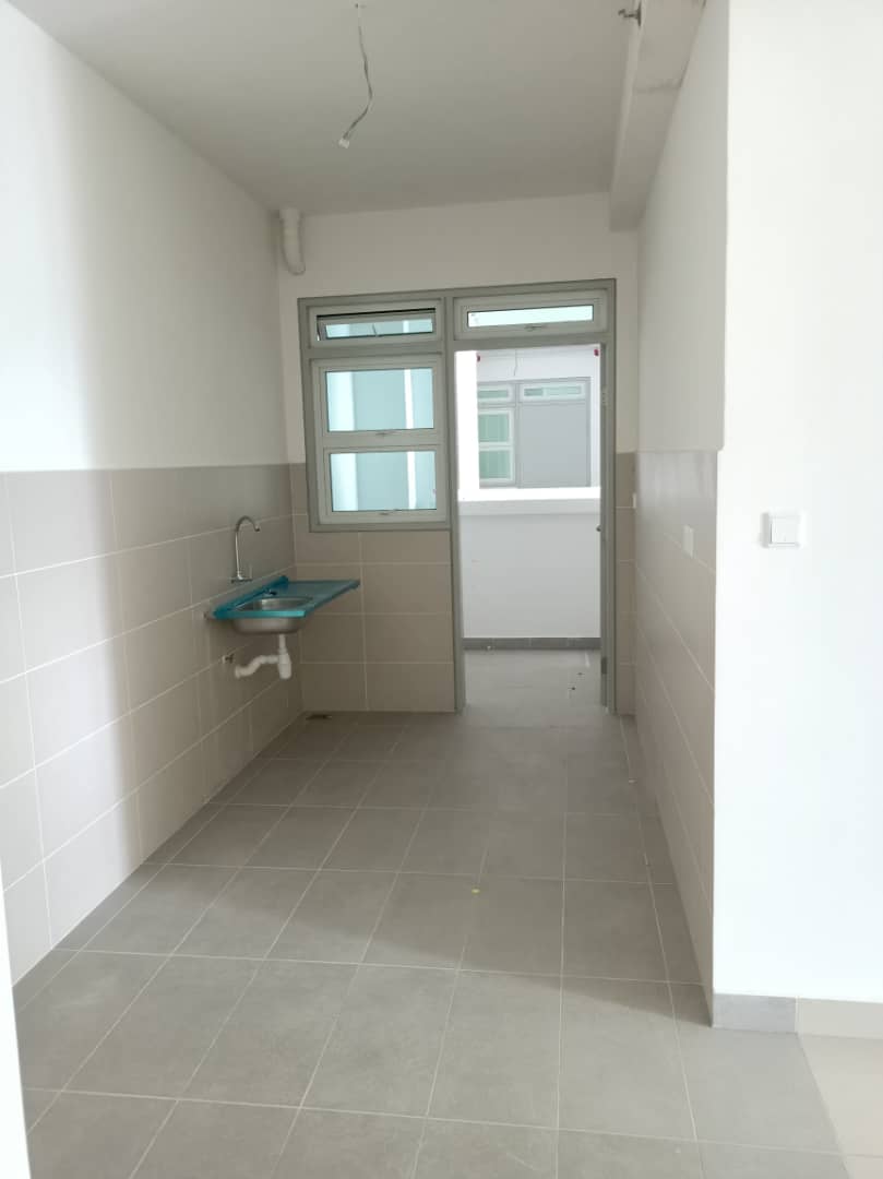 BRAND NEW CONDOMINIUM RESIDENSI SUASANA - photo 8