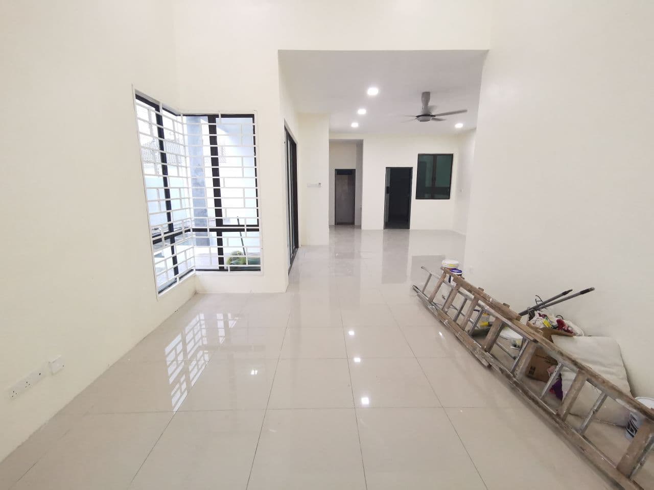 Double and Half Storey Semi D Seksyen 30 Shah Alam - photo 2