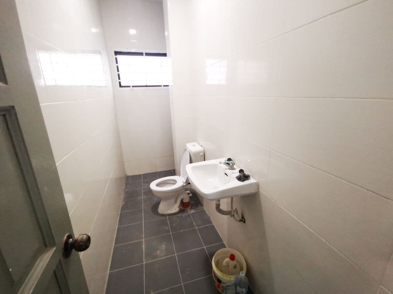 Double and Half Storey Semi D Seksyen 30 Shah Alam - photo 7
