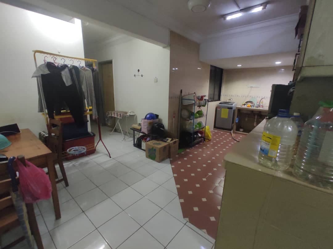 APARTMENT PERDANA, SEKSYEN 13, SHAH ALAM - photo 2