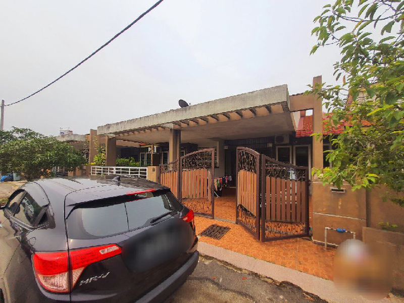 Teres setingkat pandan aman,kuantan