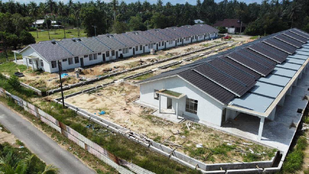 Teres setingkat kampung pandan 2
