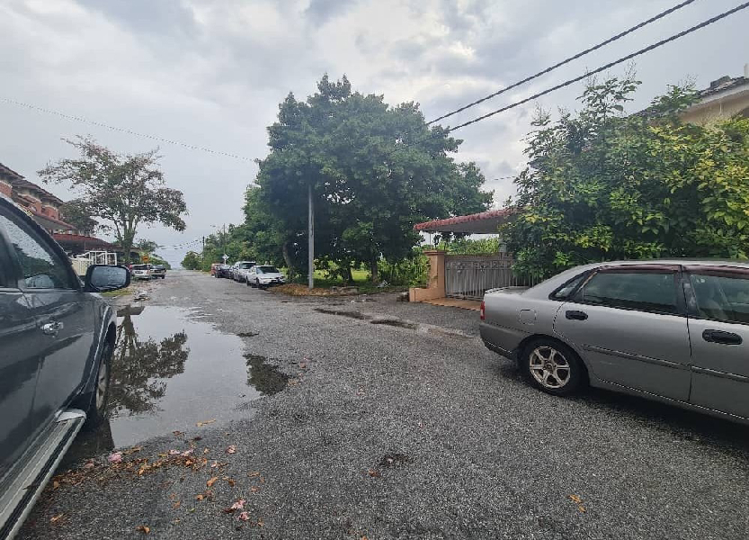 DOUBLE STOREY TERRACE HOUSE TAMAN SERI DESA - photo 12