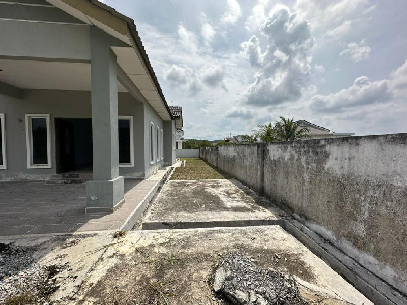 Banglo Setingkat Batu Gajah Perak  - photo 2