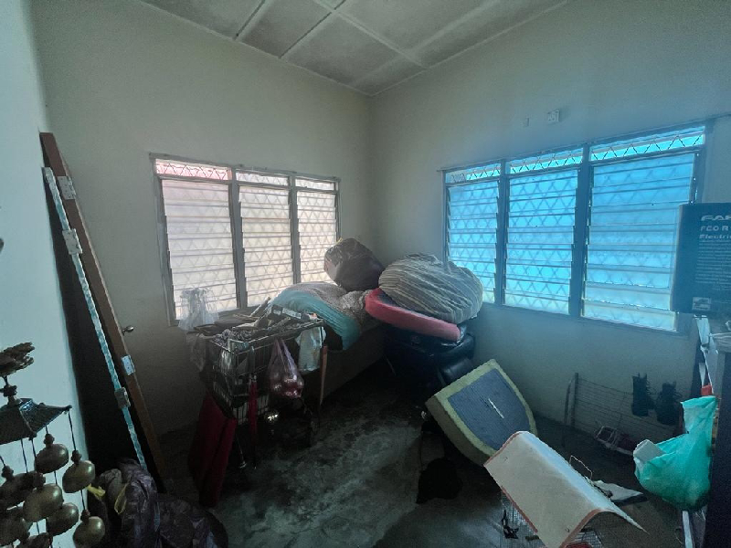 Rumah Teres Setingkat Di Taman Putri Lindungan Bulan Station 18  - photo 7