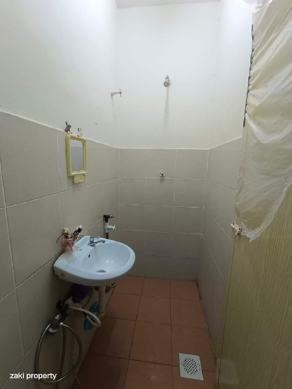 Rumah Teres Setingkat Di Taman Kinding SSI Tanjung Rambutan  - photo 11