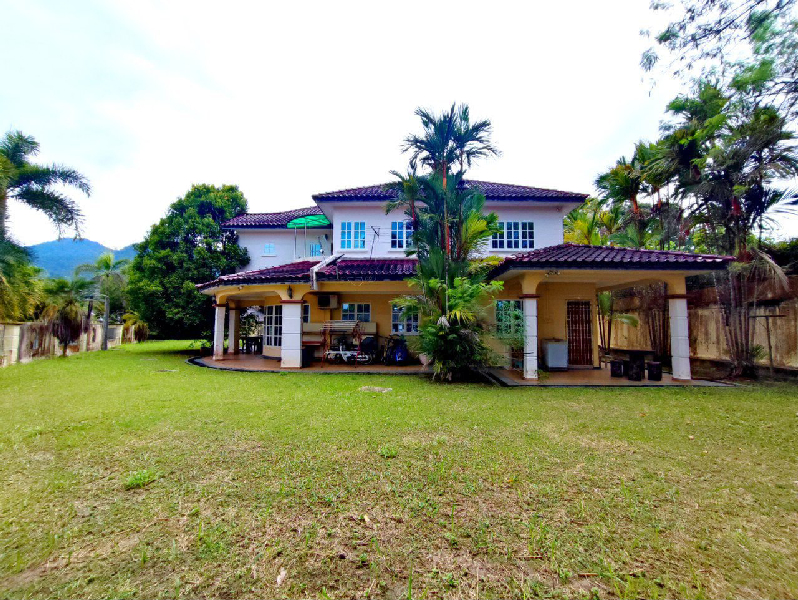 Banglo Tanah Luas di Puncak Meru, Bandaraya Meru Ipoh Perak - photo 3
