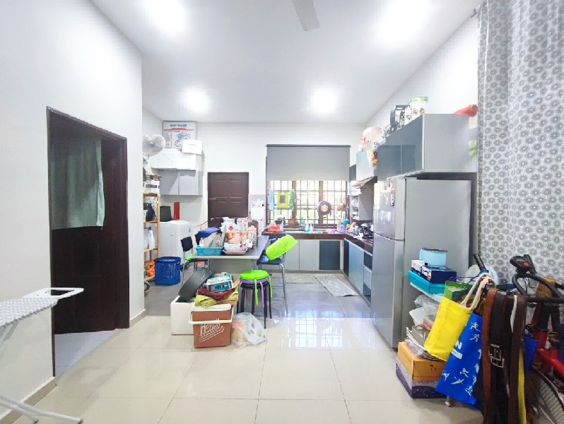 Banglo Setingkat Untuk Dijual Di RPT Tanjung Damai, Tanjung Rambutan, Ulu Kinta Ipoh Perak - photo 8
