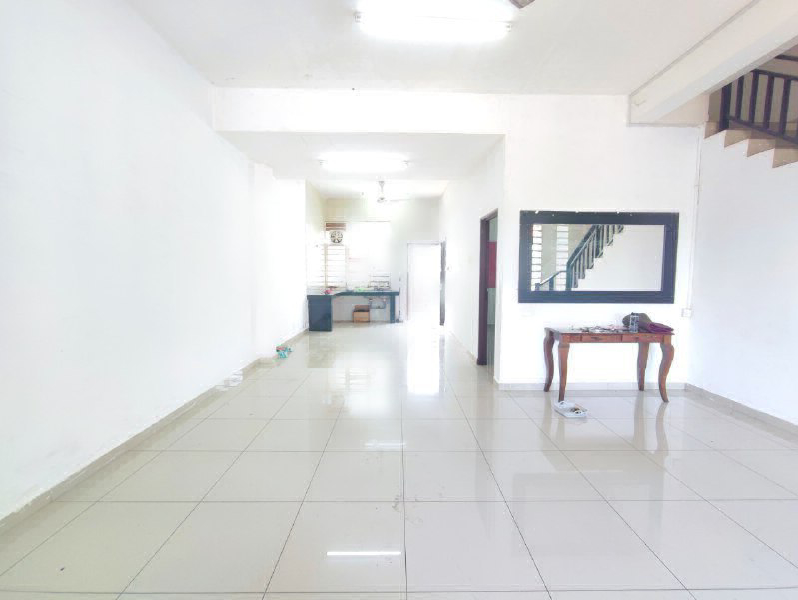 Rumah 2 Tingkat Untuk Dijual di Bandar Pengkalan Indah, Ipoh Perak - photo 3