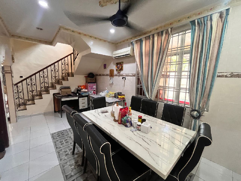 Renovated Double Storey Corner For Sale | Teres Dua Tingkat Hujung Untuk Dijual - photo 10
