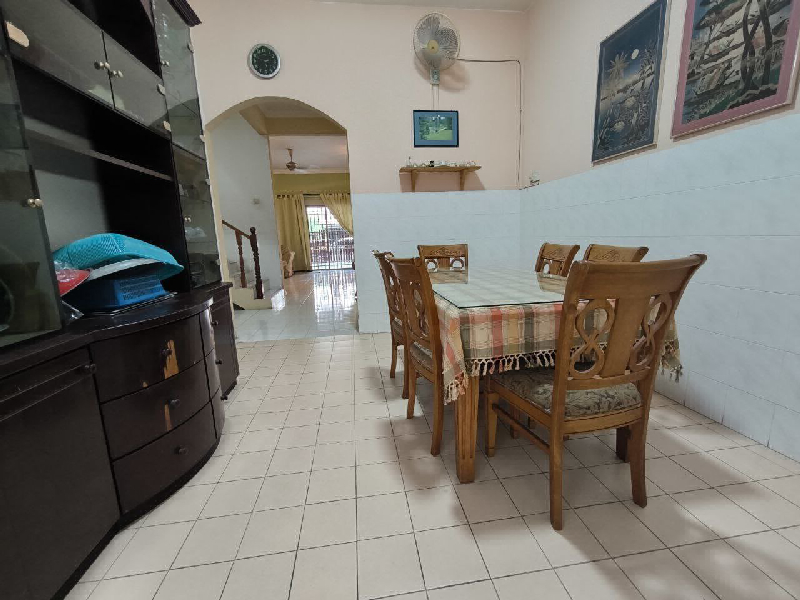Rumah Teres 2 Tingkat Batu Gajah RM320K - photo 11
