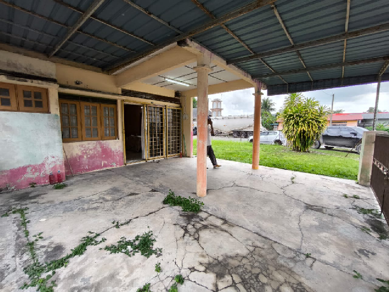 Teres Corner Lot Taman Chandan Desa, Simpang Pulai Ipoh Perak - photo 2