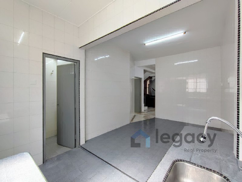 Rumah Teres 2 Tingkat Untuk Dijual Di Taman Pengkalan Jaya (Station 18) Ipoh Perak - photo 8