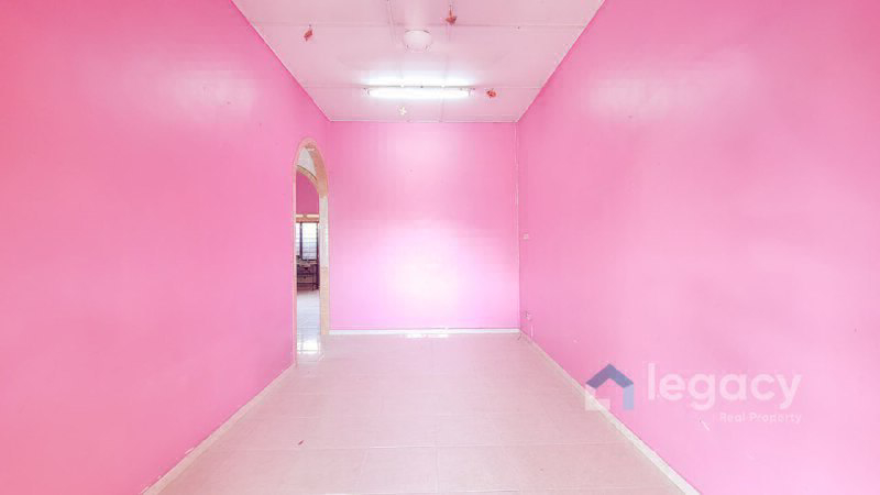 Single Storey Endlot at Batu 10 Hutan Melintang - photo 5