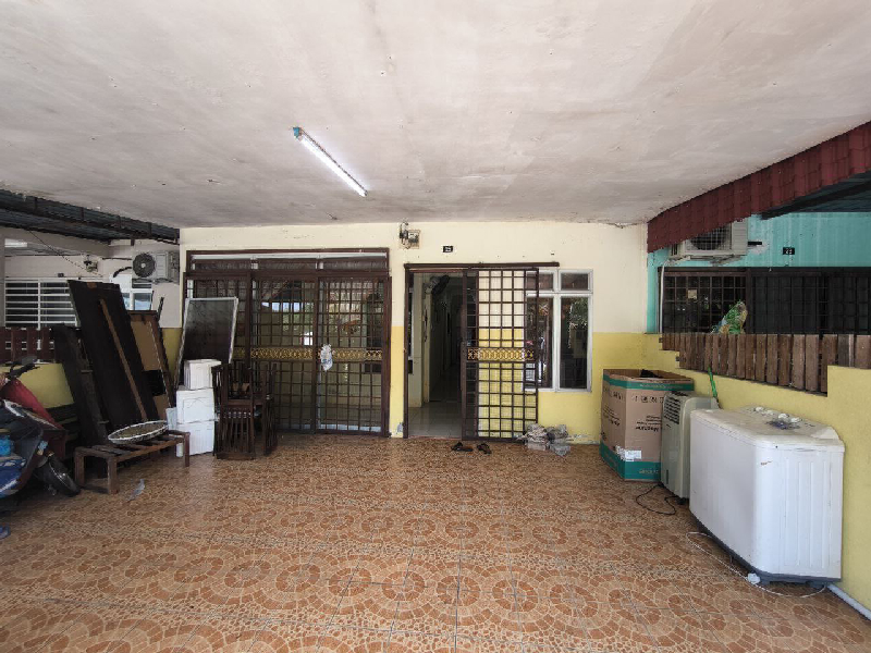 [Facing Open Ada Tanah & Sebelah Masjid] Rumah Setingkat Di Seri Iskandar Perak - photo 3