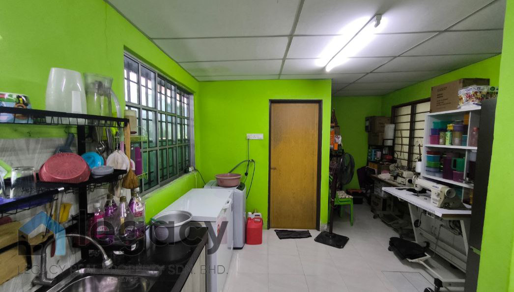 [For Sale] Rumah Semi-D Setingkat Di Taman Kamunting Perdana, Kamunting Taiping. - photo 10