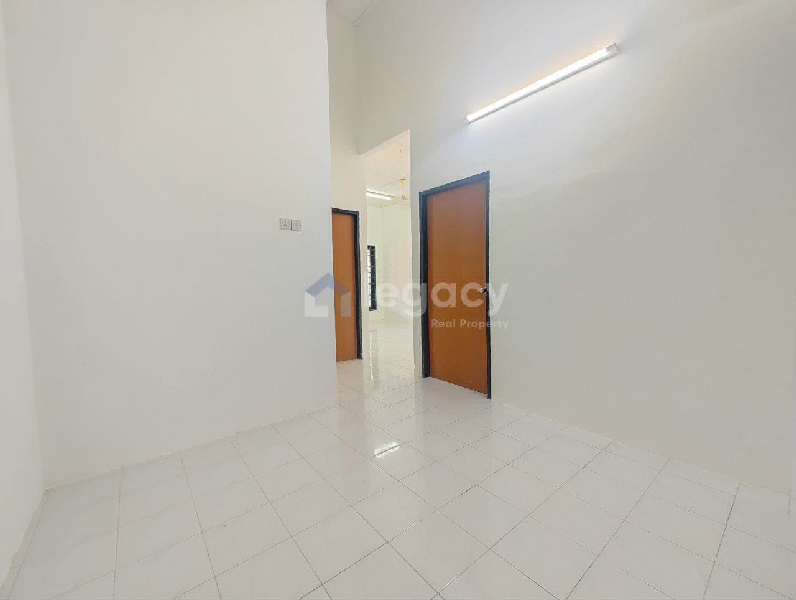 Rumah Teres Setingkat untuk Dijual Di Taman Fasa 3B Manjung!!! - photo 7
