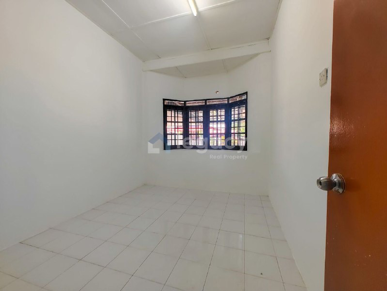 Rumah Teres Setingkat untuk Dijual Di Taman Fasa 3B Manjung!!! - photo 12