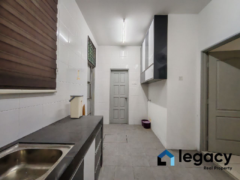 Teres Setingkat Corner Lot di Medan Pengkalan Setia Untuk Dijual - photo 11