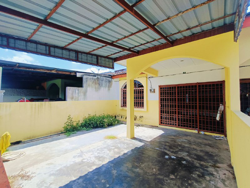 Rumah Teres Setingkat Untuk Dijual Di Taman Klebang Restu, Chemor - photo 2