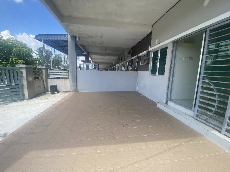 Rumah Teres Setingkat Di Taman Universiti Tronoh Untuk Dijual - photo 2