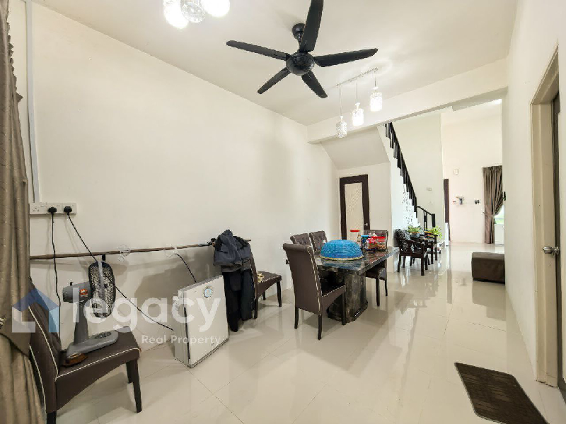 Rumah Corner Lot Semi-D Cluster 2 Tingkat untuk Dijual  Peluang Emas untuk Dimiliki! - photo 11