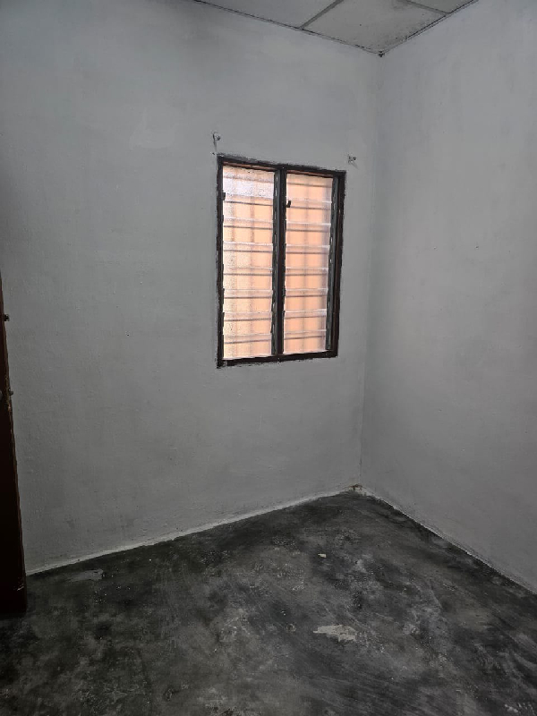 Rumah Kos Rendah Untuk DIjual Di Sri Iskandar - photo 8