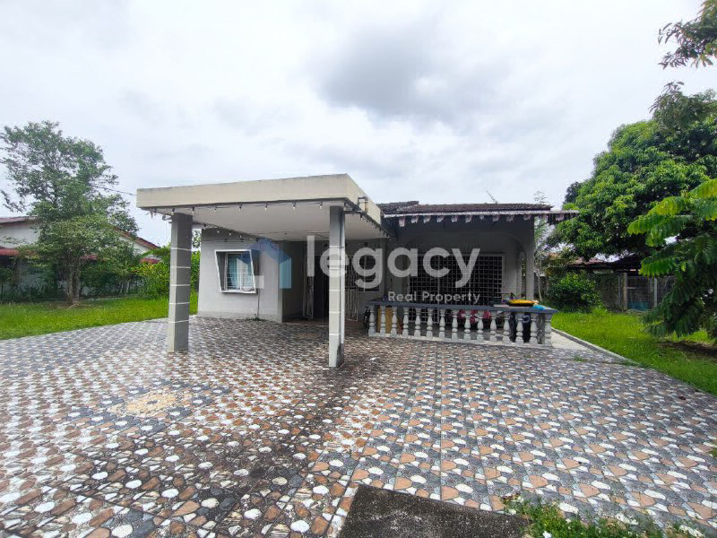 Banglo Luas di Kampung Serdang, Sitiawan Untuk Dijual!.. - photo 3