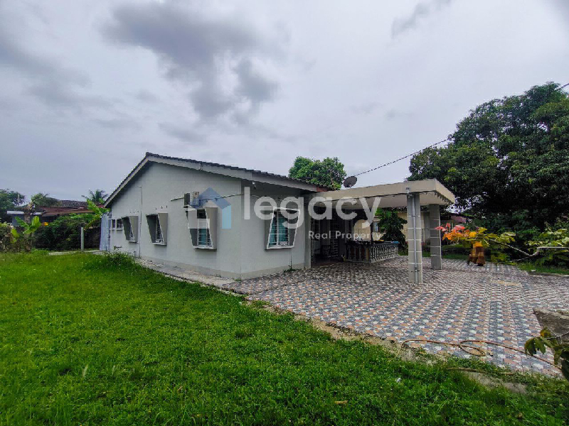 Banglo Luas di Kampung Serdang, Sitiawan Untuk Dijual!.. - photo 4