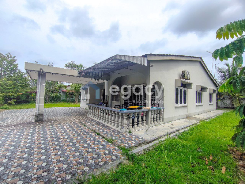 Banglo Luas di Kampung Serdang, Sitiawan Untuk Dijual!.. - photo 7