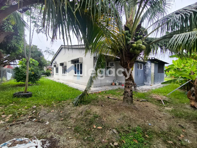 Banglo Luas di Kampung Serdang, Sitiawan Untuk Dijual!.. - photo 11