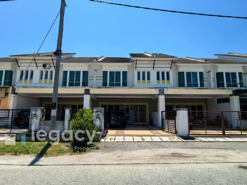 Rumah Teres 2 Tingkat Untuk Dijual  Bandar Universiti Lakeville, Seri Iskandar, Perak