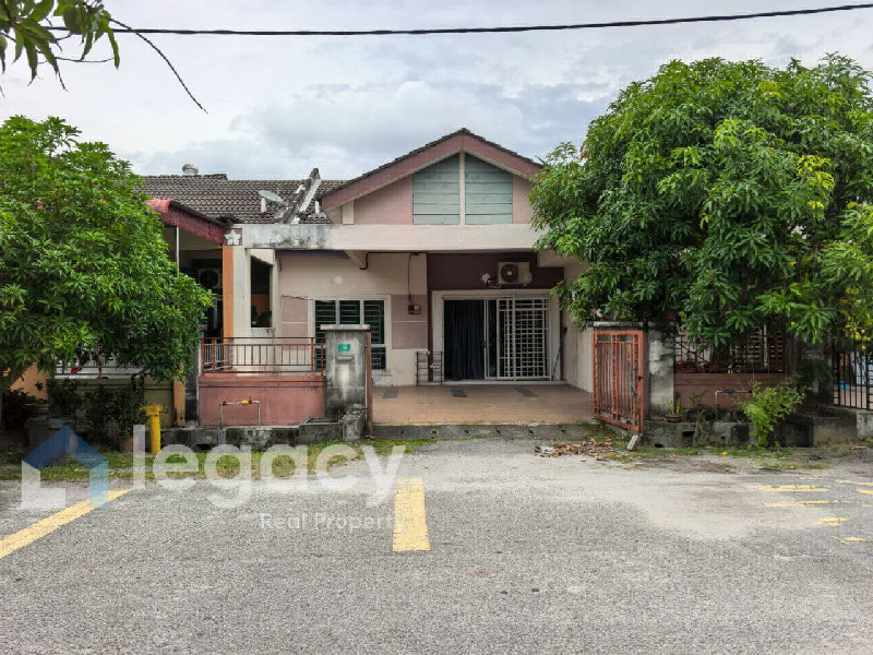 Rumah Teres Setingkat Untuk Dijual  Bandar Universiti Seri Iskandar, Perak