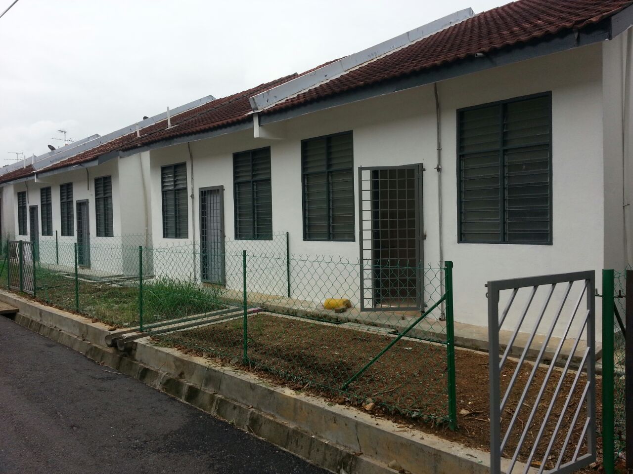 Rumah satu tingkat Lukut Port Dickson Seremban - photo 2