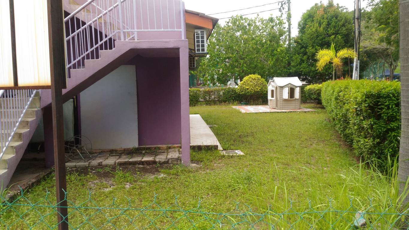 Double storey terres corner Seremban 2 - photo 3