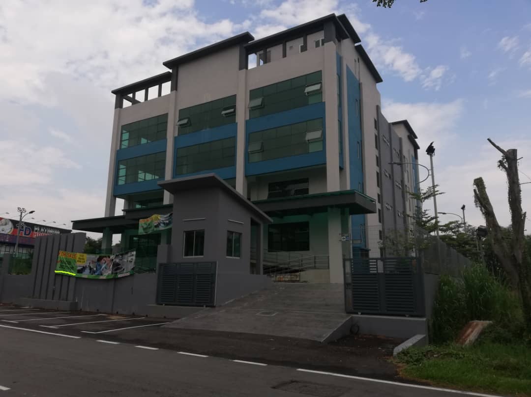 New 4 storey commercial building In Seremban 2 - photo 2