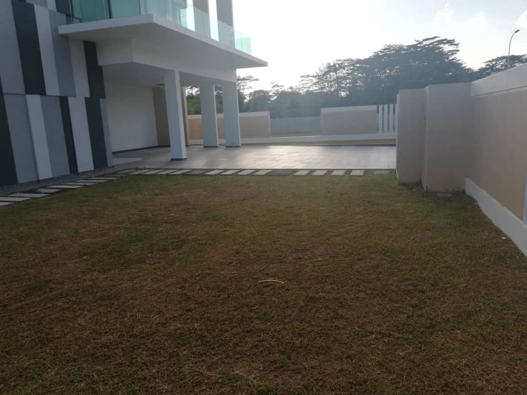 Brand New DS Bungalow in Lake Garden Seremban - photo 7