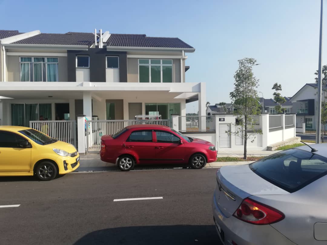 New DS Corner House Below Market Value Seremban 2 - photo 2