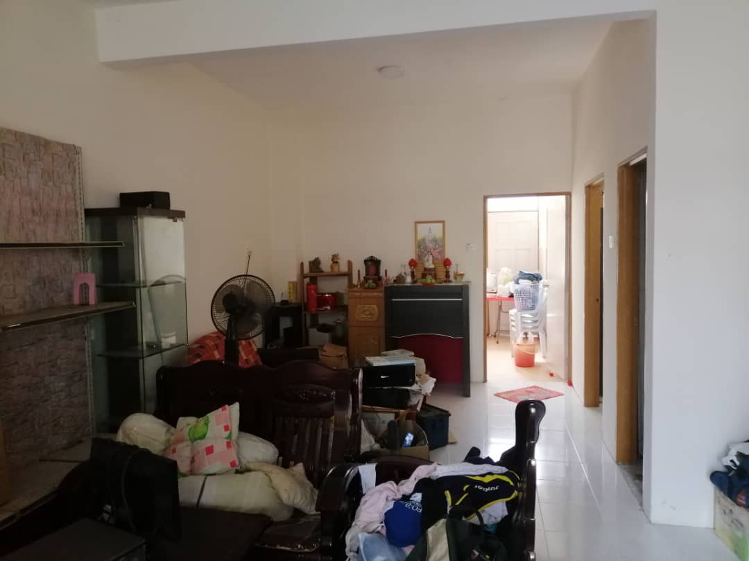 Double Storey House in Lukut Port Dickson - photo 4