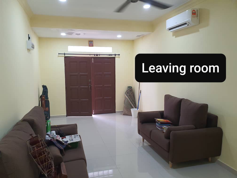 Renovated single storey intermediate Seremban 2 - photo 2