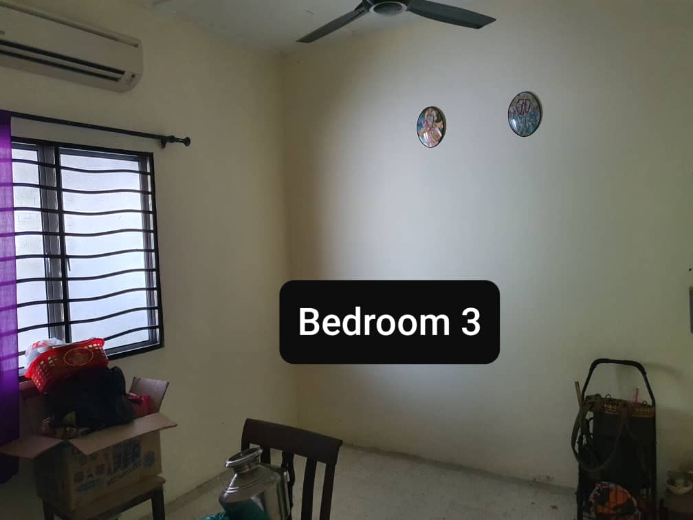 Renovated single storey intermediate Seremban 2 - photo 9