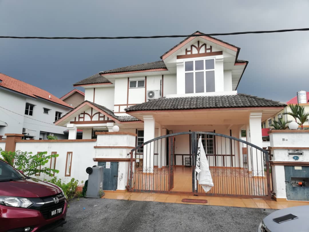 Double Storey Bungalow in Rasah Kemayan Seremban 2 - photo 2