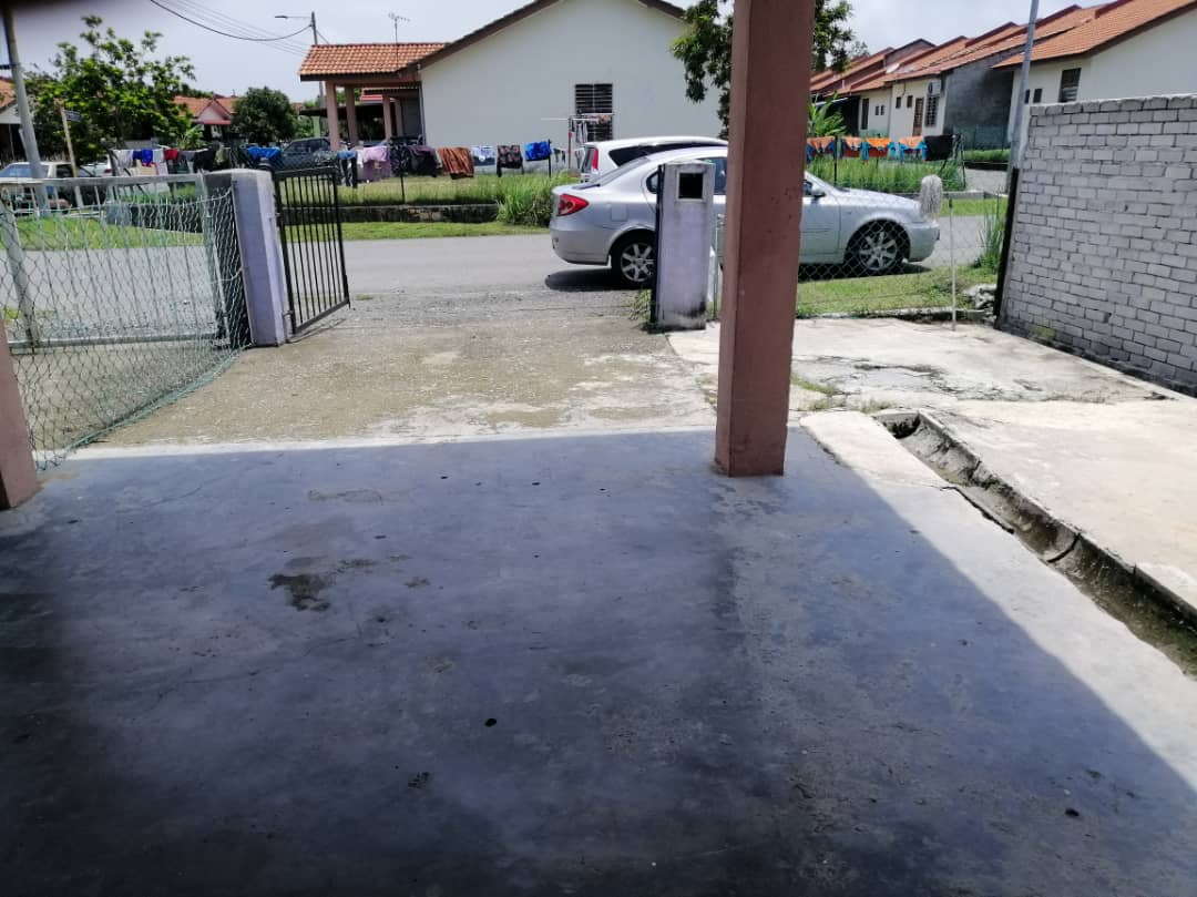 Rumah Satu Tingkat Lukut Port Dickson Bawah RM200k - photo 3