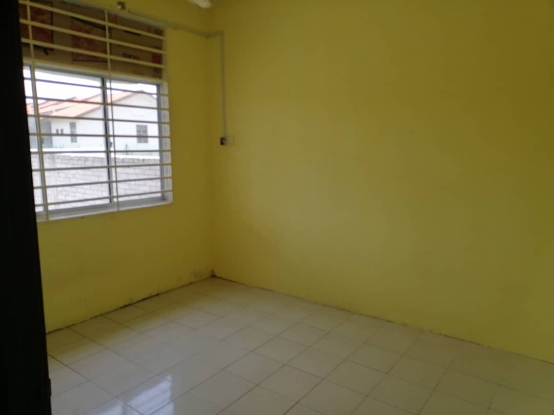 Rumah Satu Tingkat Lukut Port Dickson Bawah RM200k - photo 6