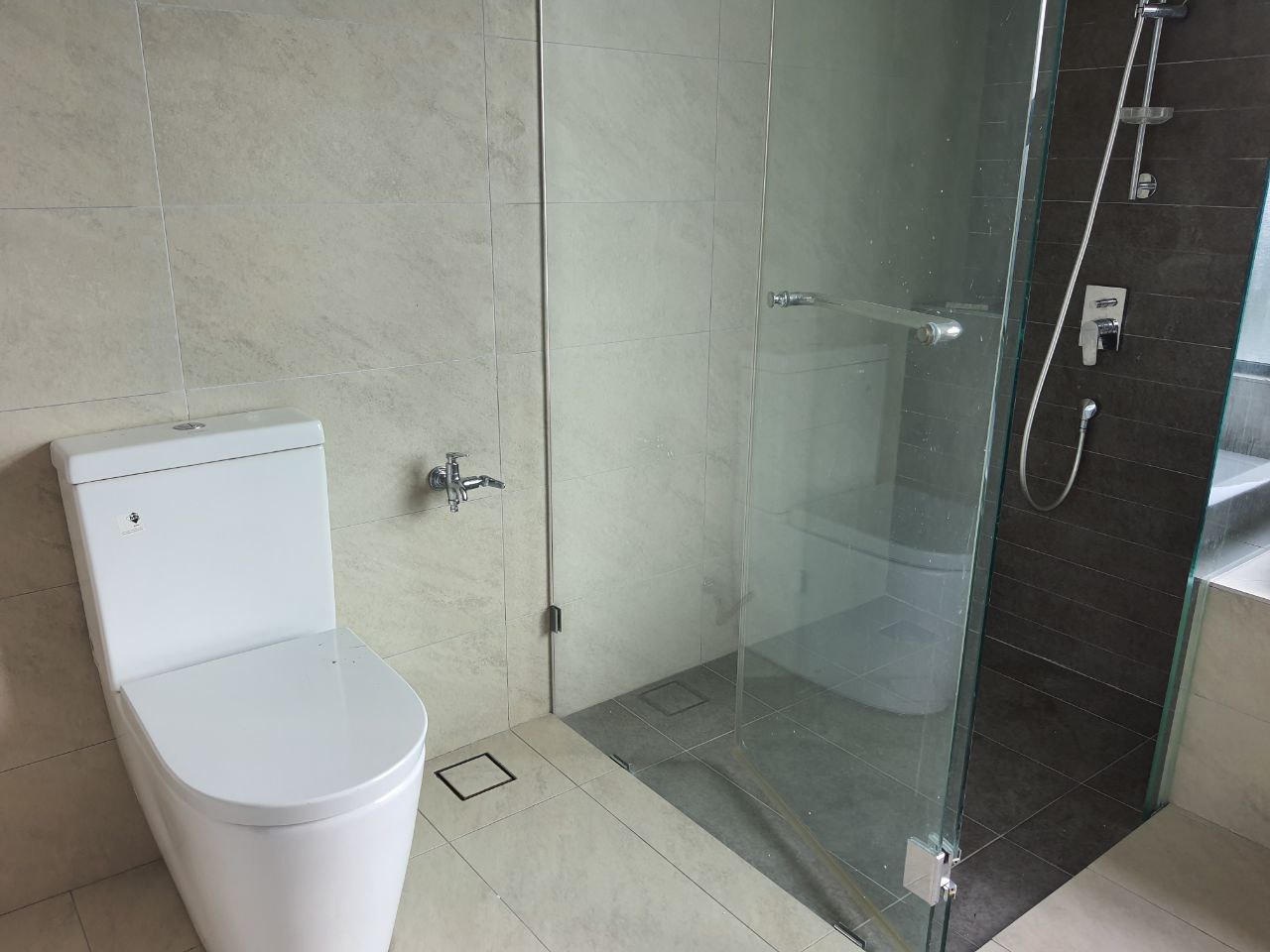 40x85 Semi D 2sty Cheria Residences by Jb - photo 4