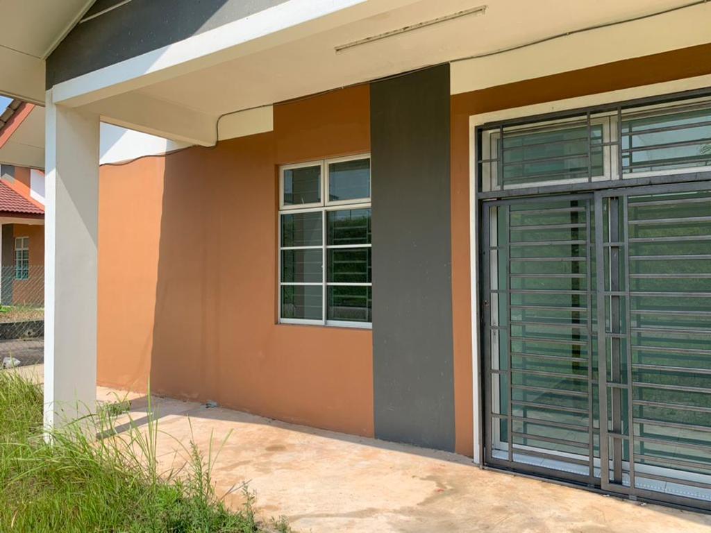 Desaru sri penawar 1 storey corner lot big land - photo 7