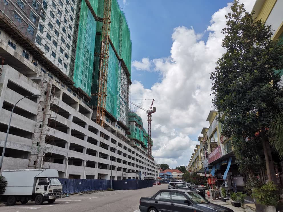 Pelangi Indah 3 Storey Shoplot  24x90 freehold - photo 5