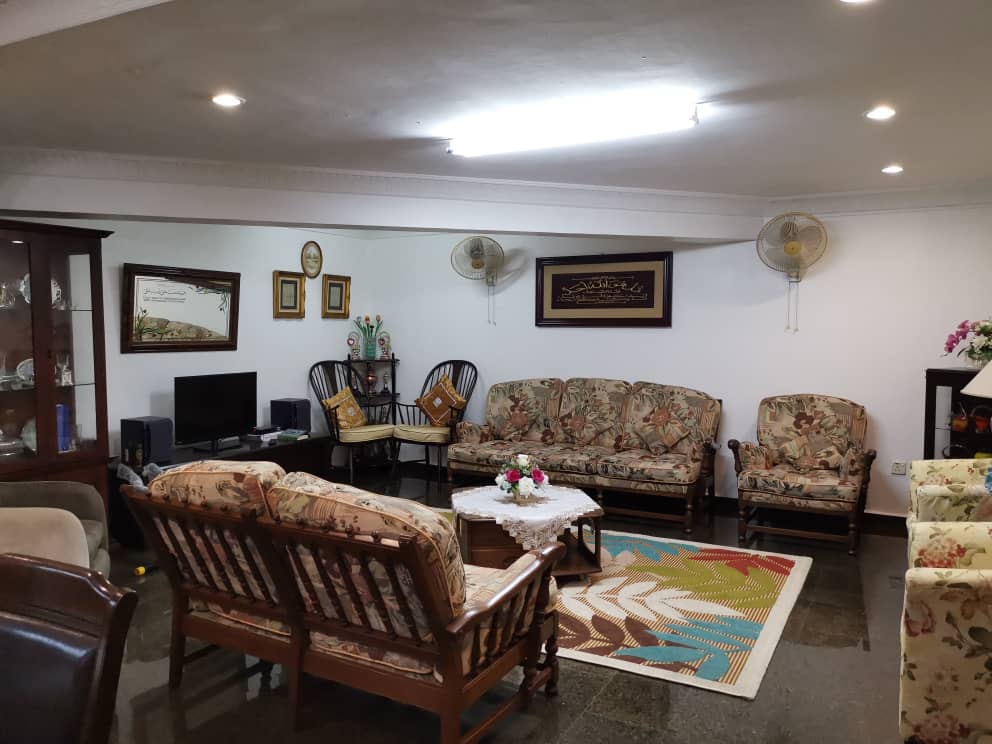 3 storey bungalow jb town Nong Chik 6103sf - photo 3